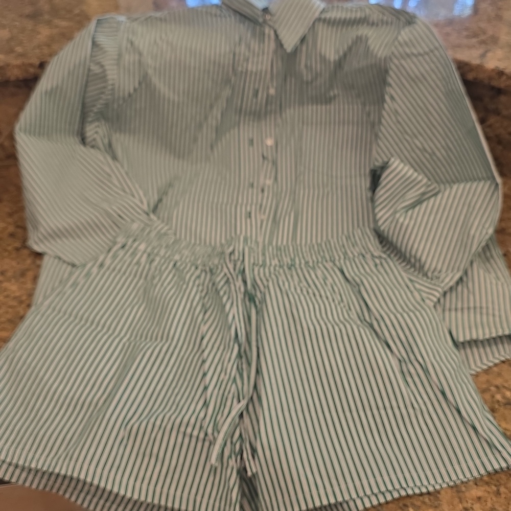 H&M Green Striped Button-Up Shirt and Shorts Set - SZ XS/M